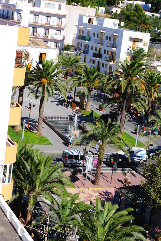 Hostal Mayol Santa Eulària des Riu Exterior foto