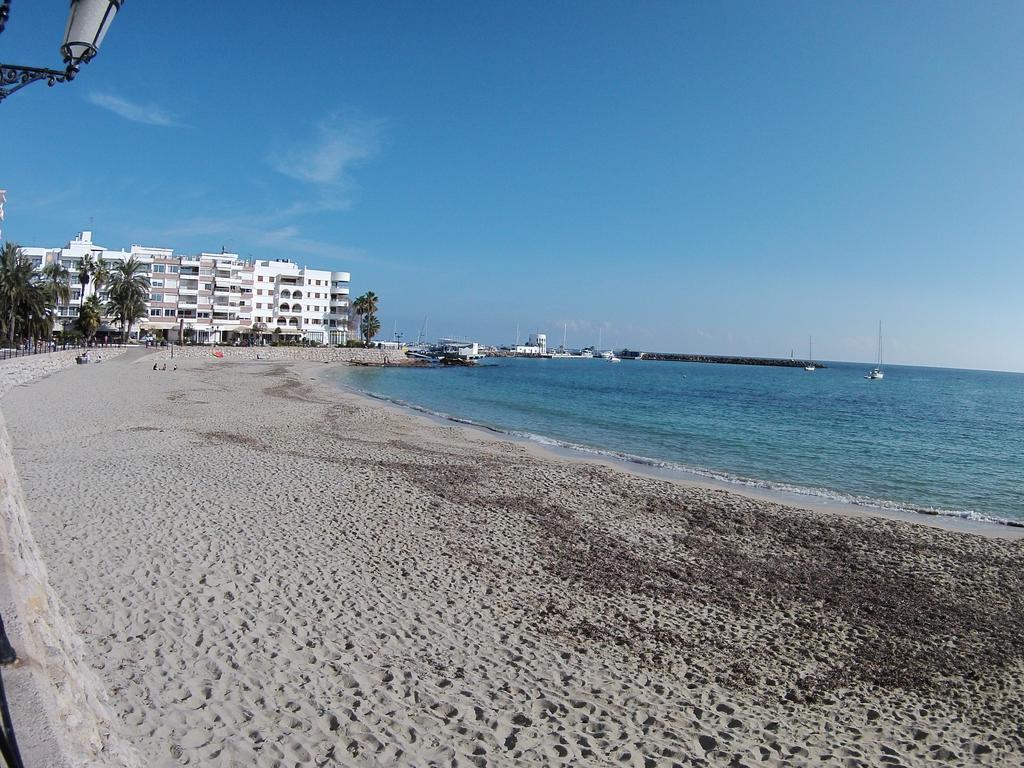 Hostal Mayol Santa Eulària des Riu Exterior foto